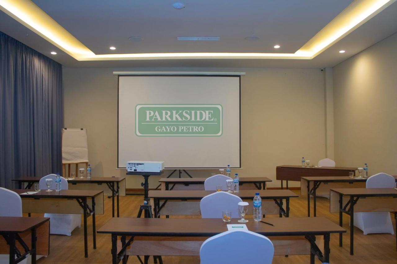 Parkside Gayo Petro Hotel Takengon Exterior foto